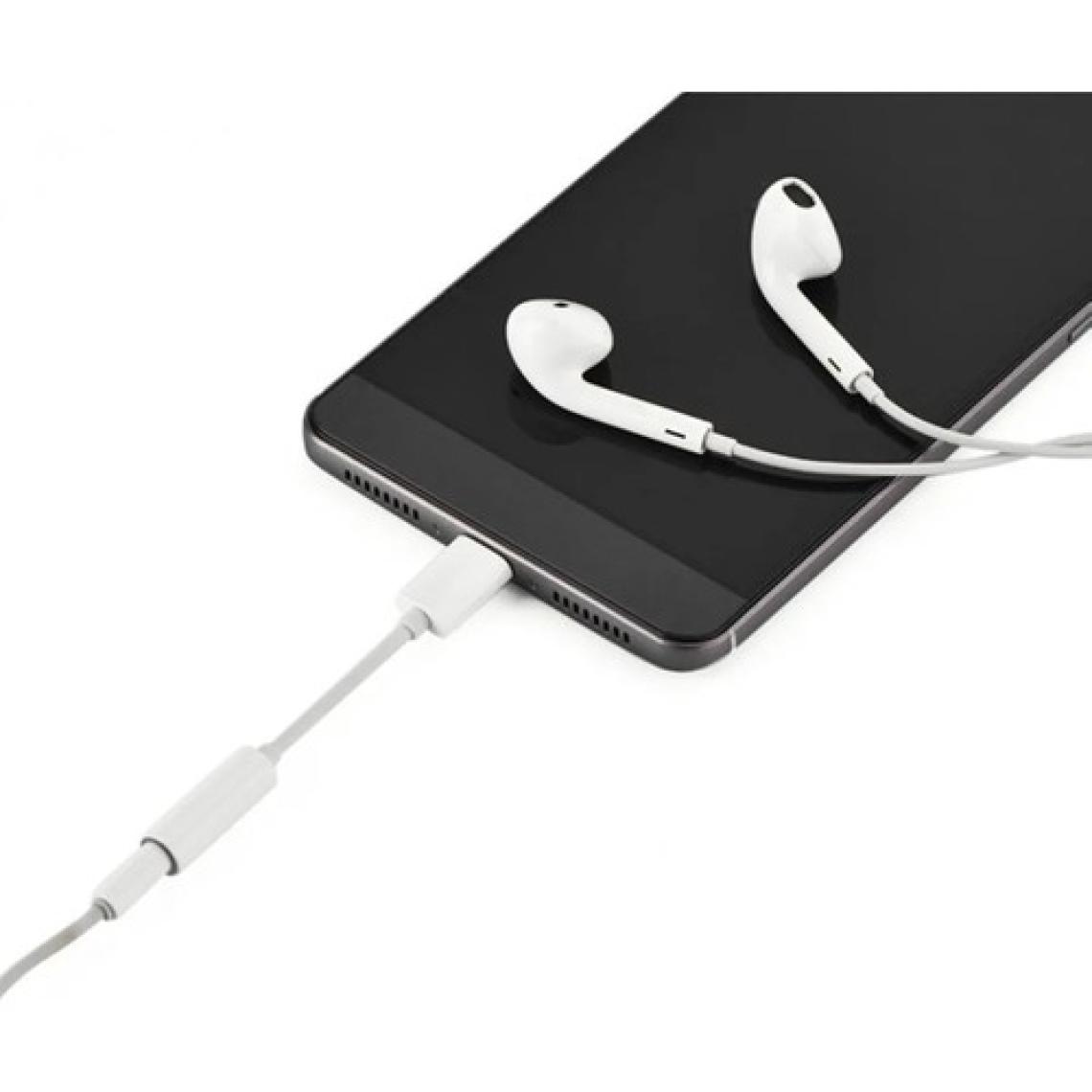Ultratekno Type C To 3,5 mm Kulaklık Jakı Adaptörü Aux Ses Çevirici Dönüştürücü