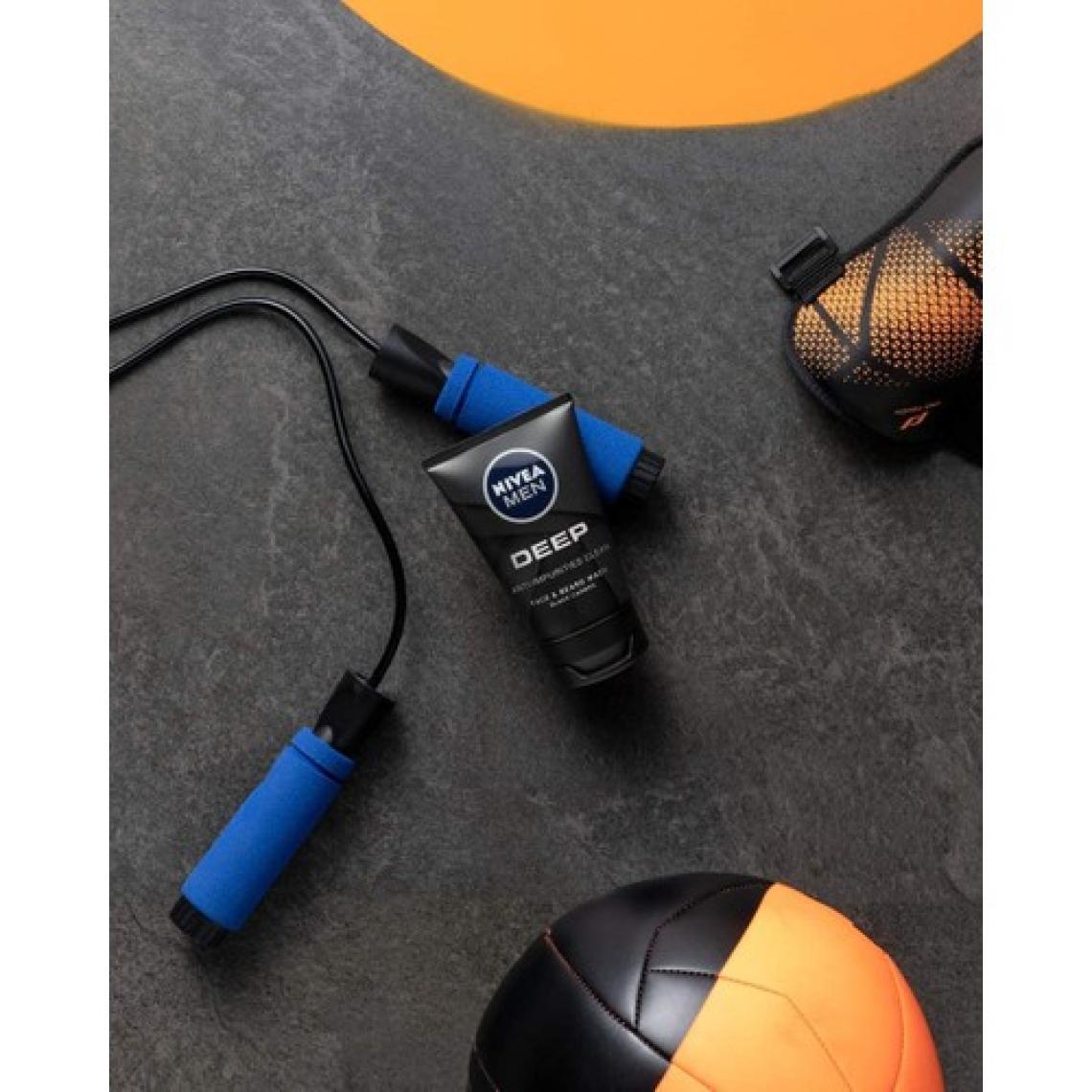 NIVEA Men Deep Dimension Yüz ve Sakal Temizleme Jeli 100ml, Aktif Karbon İçeriği ile Cildi Arındırır